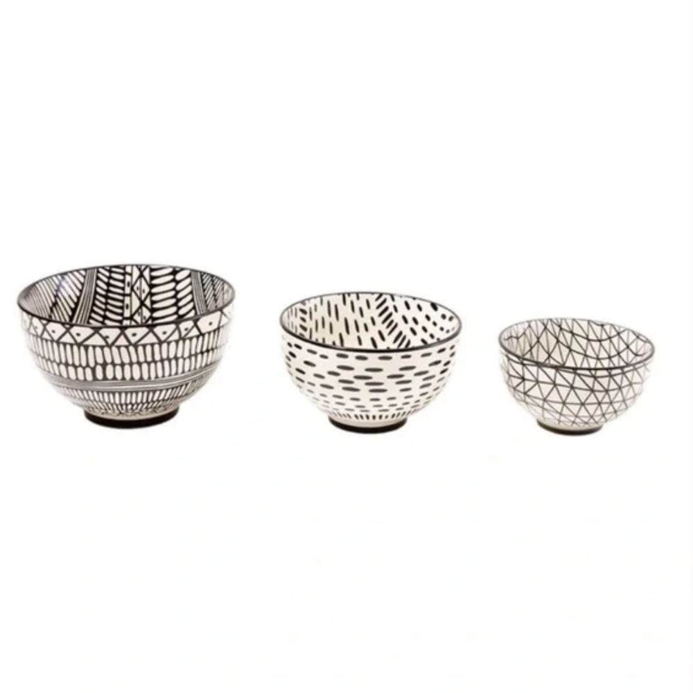 Short Stories Ceramic 3pc Nesting Bowl Set BNIB